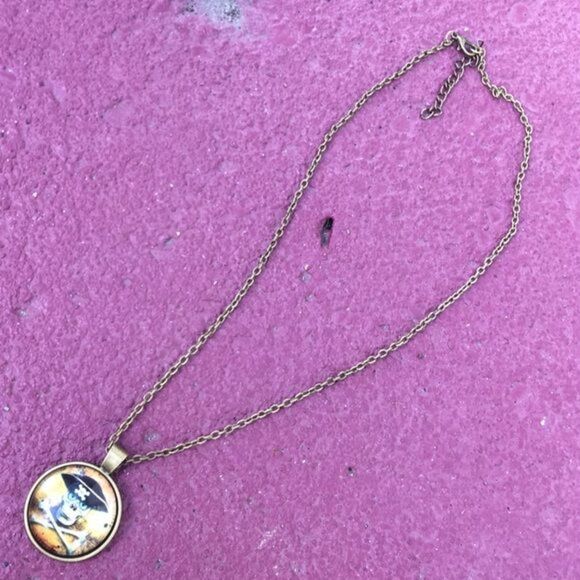 (E3) Pirate Necklace - Picture 2 of 2
